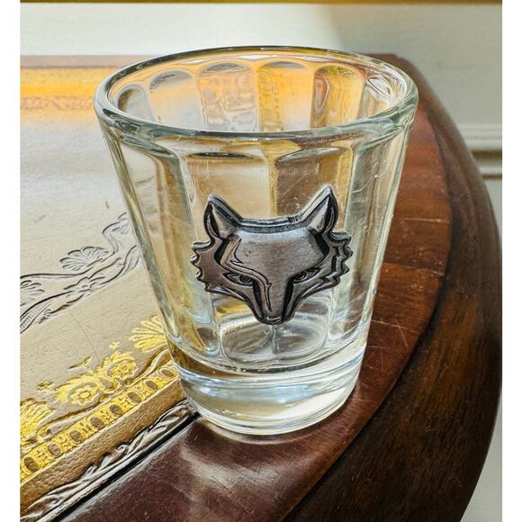 Glass Fluted Shot Glass with Pewter Stainless Steel Wolf Fox Emblem NEW - Picture 2 of 6